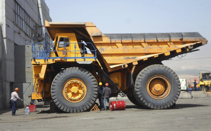 uzbekugol-belaz-01-678x422